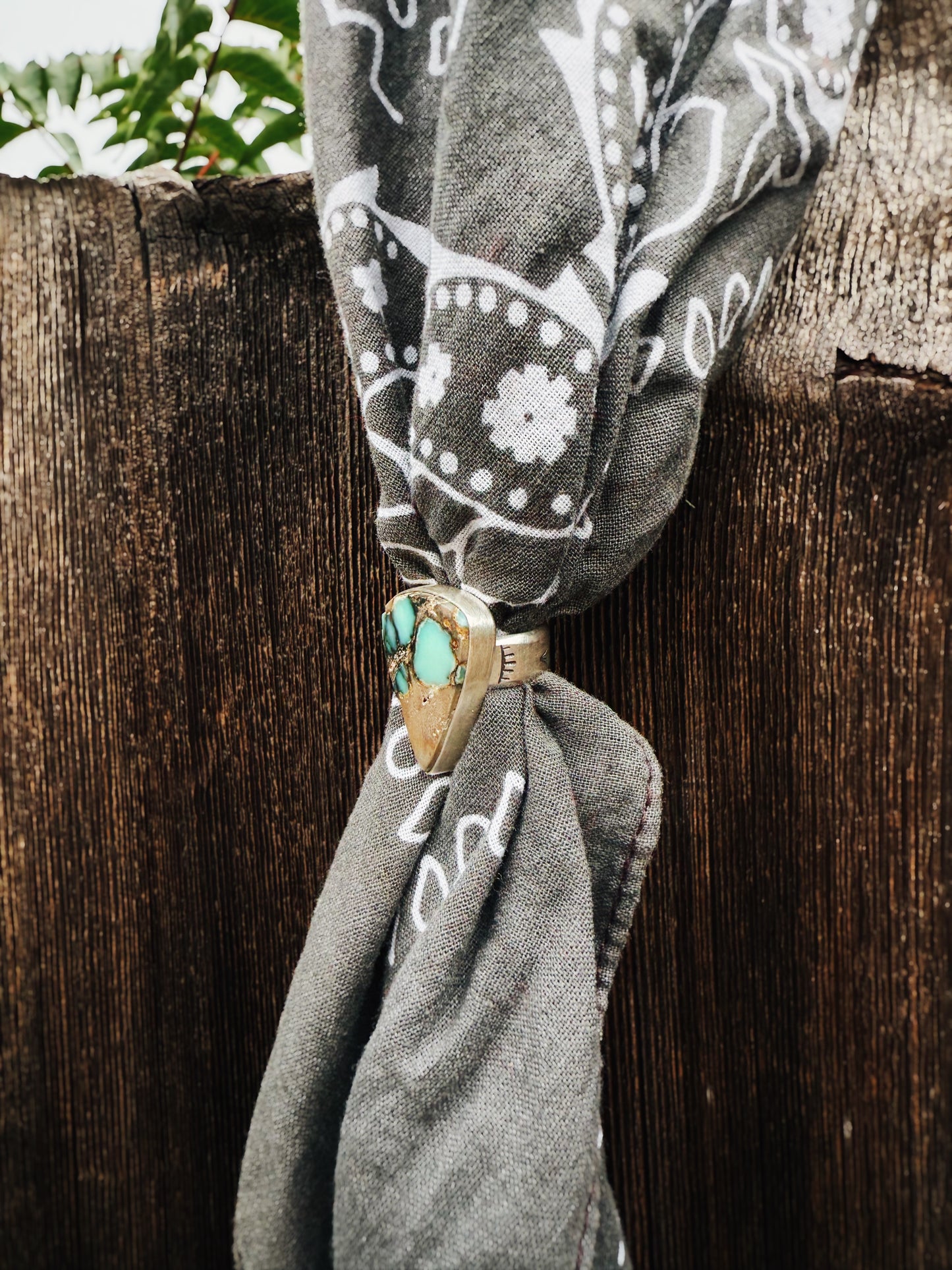 THE LONG ROAD SCARF SLIDE