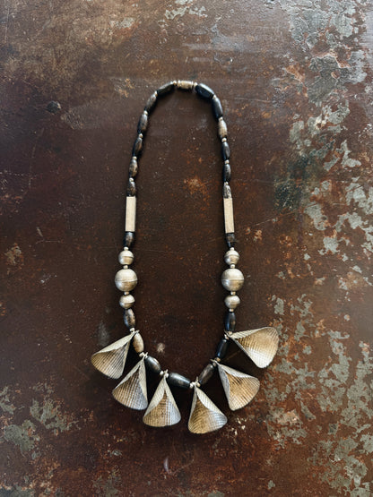 VINTAGE TRIBAL NECKLACE