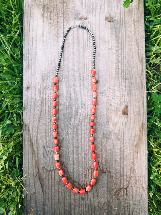 AFRICAN CORAL & TRADE BEAD NECKLACE