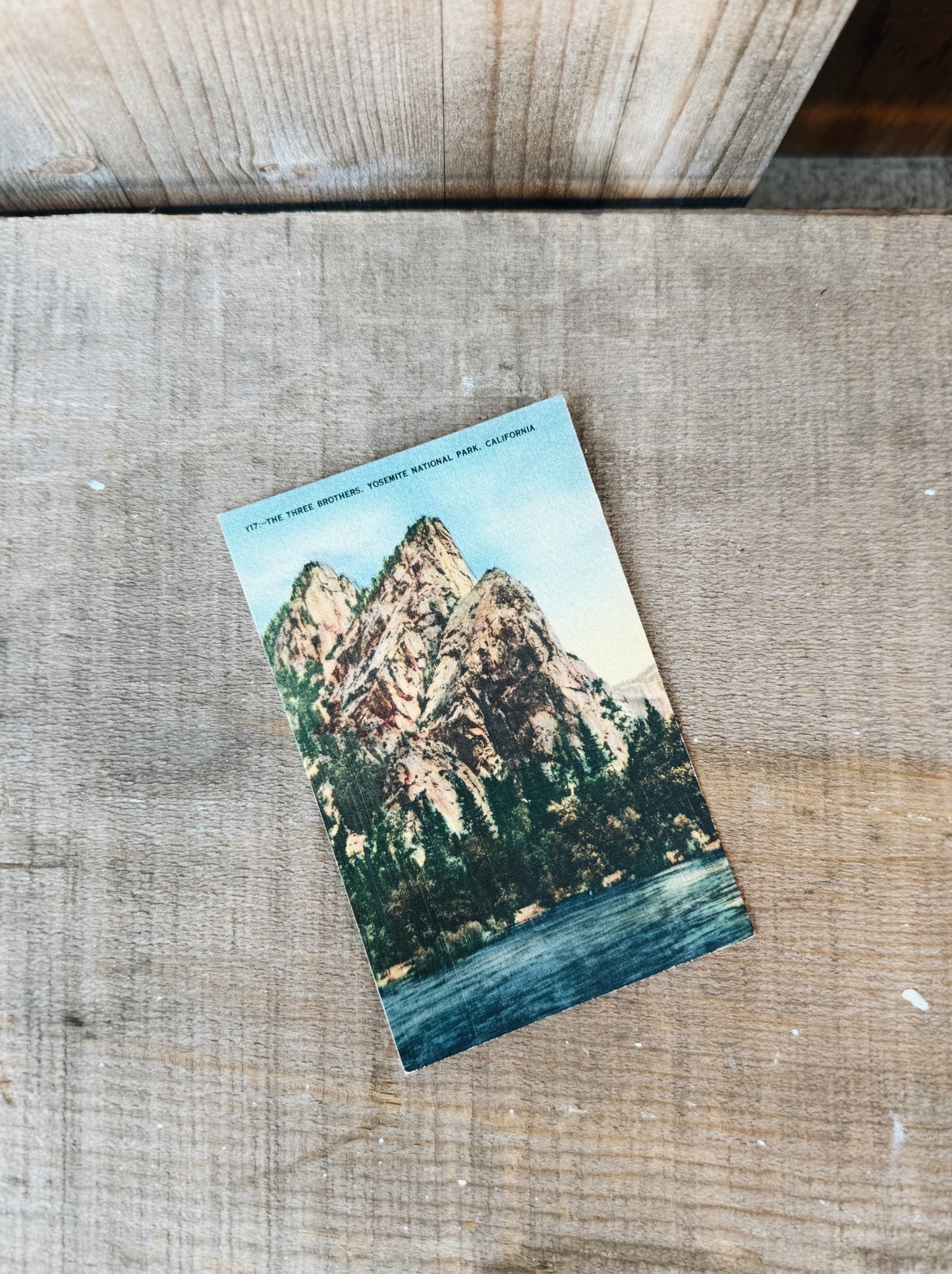 VINTAGE LINEN YOSEMITE POSTCARD