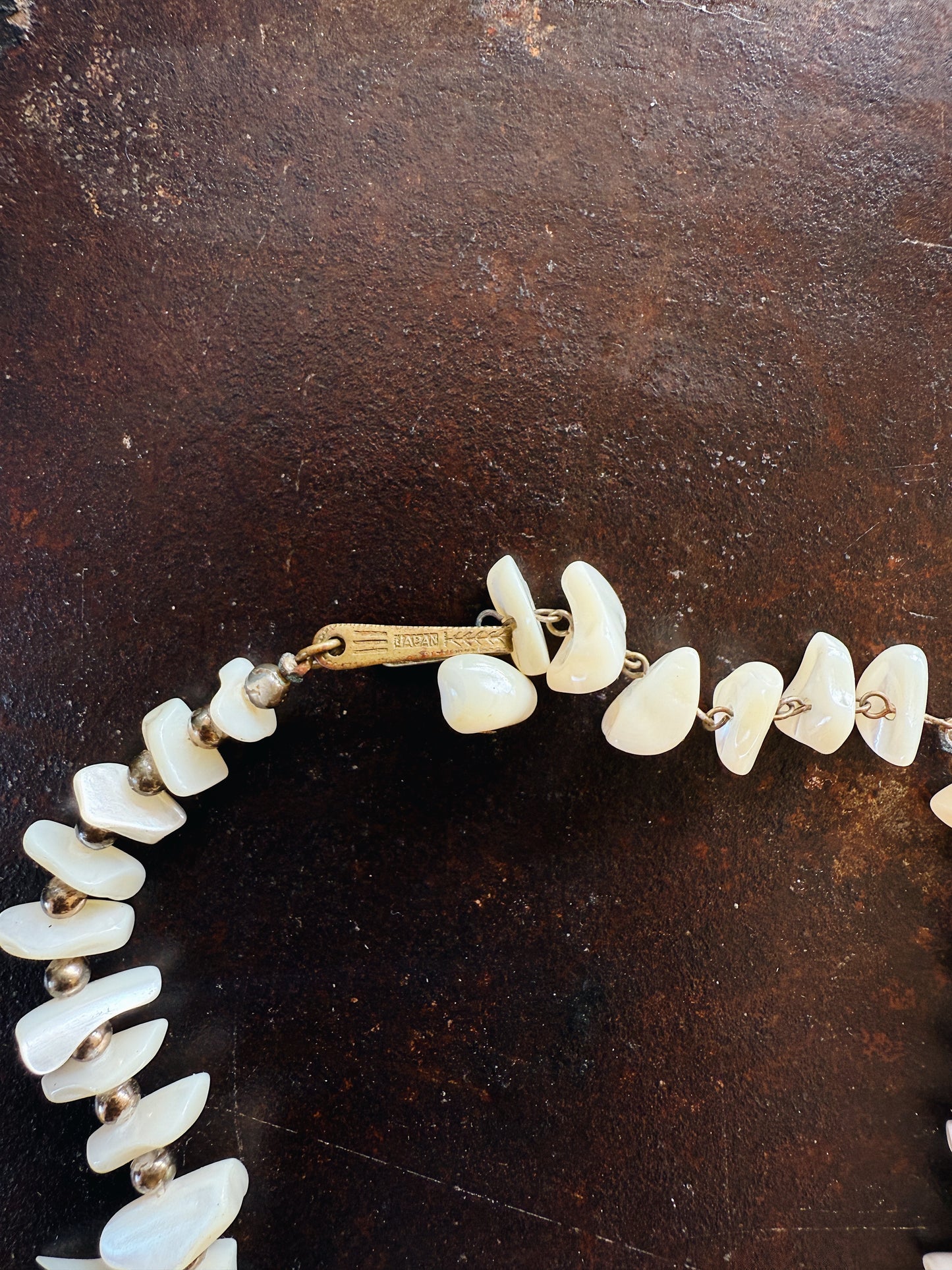 VINTAGE JAPANESE MOTHER OF PEARL NECKLACE