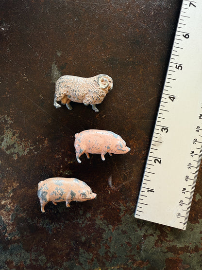 DIE-CAST FARM ANIMALS
